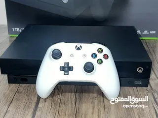  2 جهاز Xbox One X بحالة الجديد مع كرتونته