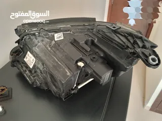  2 لايت مرسيدس أمامي يمين (right) E200 مديل 2017 مستعمل للبيع...