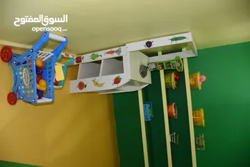  6 مدينة ألعاب داخلية غير كهربائية مكونه من عدة أقسام في ابو نصير عمان  للبيع