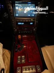  7 Lexus LS460 2007 (Japanese specs)