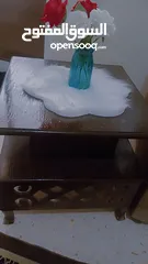  1 طاولة كبير مع 2 صغار