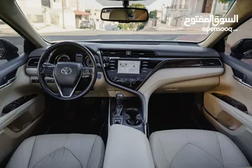  18 Toyota Camry GLE Hybrid 2019  تويوتا كامري GLE هايبرد  فل كامل مع فتحه
