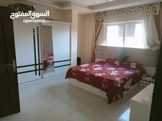  9 شقة على الشارع الرئيسي للايجار اسبوعي او شهري متاحة بعد .01.08.2025