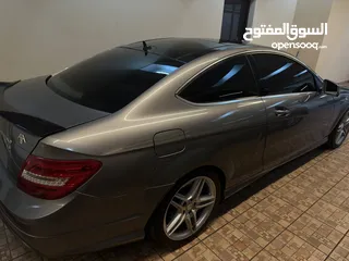  4 للبيع مرسيدس c250 2015