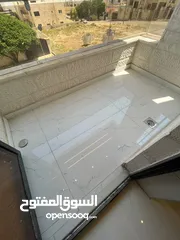  5 شقة طابق أخير 122م للبيع في البنيات – إطلالة مميزة وتشطيب راقٍ – قرب جامعة البتراء