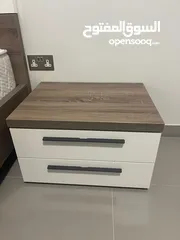  3 bed + mattress + 1 side table