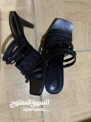  3 احذية ماركات سايز 37