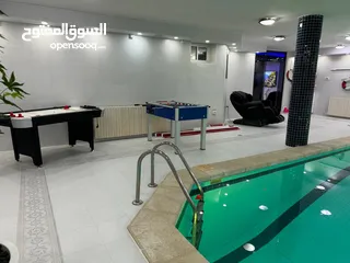  18 فيلا للبيع بسبب السفر