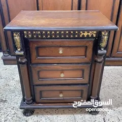  5 غرفة نوم ماستر لون بني مستعملة