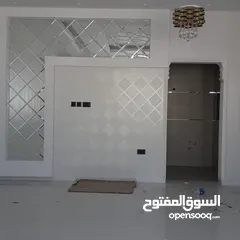  25 اصباغ وجبسيات مسقط