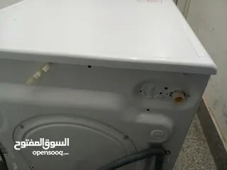  1 غساله و نشافه إيطالي استعمال خفيف جدا مع كفاله ثلاث سنوات من اكس سايت الغانم