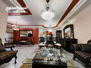  20 شقة أرضية للبيع في دير غبار ref : 14240