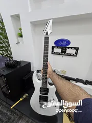  5 جيتار كهربائي مع آمب electric guitar floyed rose