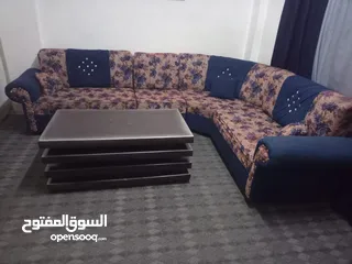  1 بيع كنب وطاولة
