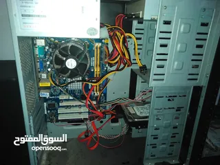  9 كمبيوتر مكتبي كيس فقط  شغال 100٪ للبيع بسعر مغري