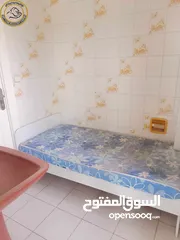 21 شقة مميزة للبيع في عبدون الشمالي  - قرب السفارة الهولندية طابق ثاني 220م بسعر مغري