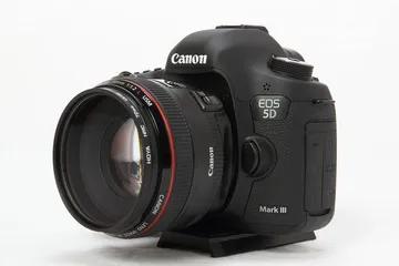  2 Canon 5D mark iii