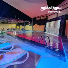  8 شاليهات للإيجار