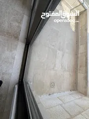  3 شقة سوبر ديلوكس - النخيل - 4نوم 2ماستر - 250م - بلكونتين بإطلالــــه مميزة - قرب الخدمات العامة