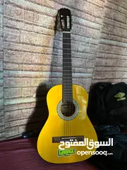  8 جيتار legend شبه جديد مع شنتة ونضيف موديل CG155YN خشب اصلي وفريت بورد نضيفة جديدة
