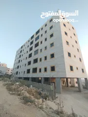  1 شقه لقطه للبيع جبلية مطله على الساحل