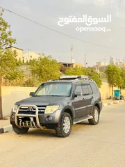  2 متسوبيشي باجيرو 2008