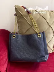  1 شنتة لويس فيتون Louis Vuitton مستعمل بحال الوكالة