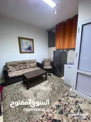  5 شميساني قرب حديقة الطيور و مستشفى الشميساني غرفة و صاله مفروش