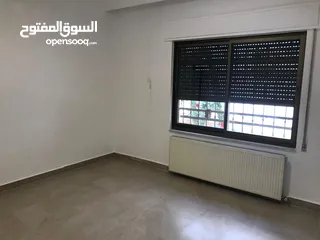  11 دابوق شقة ارضية طابقية مع حديقه 4 نوم للإيجار الفارغ