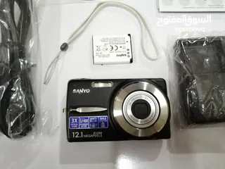  9 للبيع او التبديل كاميرا Sanyo Xacti VPC-X1200