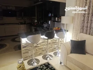  3 شقة فاخرة للإيجار من المالك مباشره في مرج الحمام مفروشة جزئي بالقرب من دوار البكري