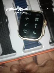  4 ساعة ذكية مع اربع كستك