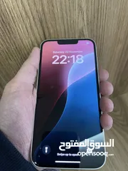  2 IPHONE 13 (128-256 gb) 82% - 94%                      أيفون 13 بطاريات عالية بحالة الوكالة