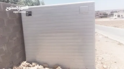  2 ثلاجت الكي حافضه  مستخدم كرفان