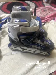  2 سكيت عدد (2) بحال الوكالة حقيبة المنتج تحتوي على: ( سكيت وملحقاته). السعر المذكور للحبة الواحدة.