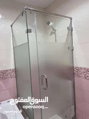  13 اعمال زجاج وسكريت