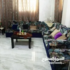  10 غرفة ضيوف  شبه جديدة للبيع