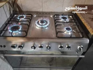  7 السلام عليكم اصلح الطباخات الغازيه في البيت والمجمعات السكنيه في اي وقت رقم الهاتف