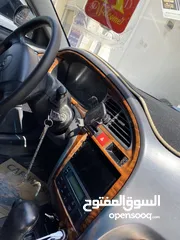  11 هيونداي افانتي xD لون اسود مميز ميتالك  موديل 2000