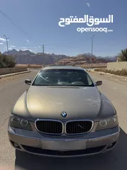  1 2004 bmw 730i  للبيع أو للبدل على سياره 4wd.