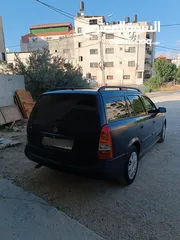  4 سياره البيع