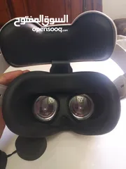  9 Meta Quest 2 (128GB) + Accessories  نظارة VR للبيع بحالة ممتازة