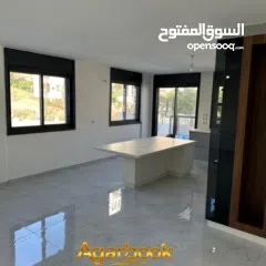  4 شقة مميزة للبيع في الطيرة بالقرب من مدارس المستقبل