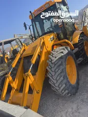  3 JCB4CX 2007 with breaker