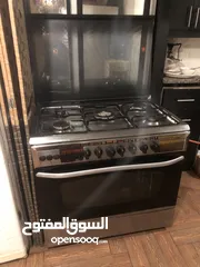  16 ثلاجه  نوع  بناسونيك بحاله ممتازه فريزر واسع وفرن غاز5عيون شبه جديد استعمال شهر رمضان الماضي فقط