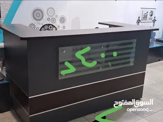  10 أثاث مكتبي بحالة ممتازة، مكتبة، كراسي، طاولات، مكاتب حائط، ريسبشين، رفوف،