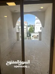  10 فيلا 3 طوابق للإيجار السنوي