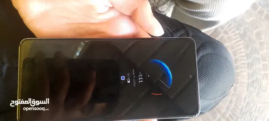  2 هاتف انفنكس not 30 pro +pc الهاتف جديد بس مكسور الباك والباك حقه ما بسوى 7 دنانير