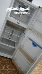  2 ثلاجة ال جي مستعمل لون ابيض...