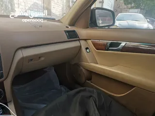  8 مرسيدس C63